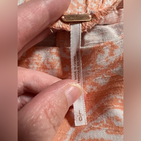 Free People Peach Tea Paisley Print Draped Pocket Shorts Size Large Resort Beach - Picture 4 of 6